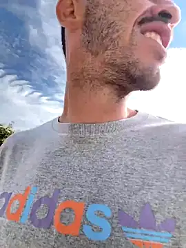 Lucasjandre online show from November 18, 2025, 11:02 am