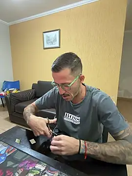 Lucasjandre online show from July 31, 2026, 11:02 pm
