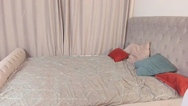 Snapshot of HertaAmorin chatting on November 23, 2025, 6:51 pm HertaAmorin online show from November 23, 2025, 6:51 pm