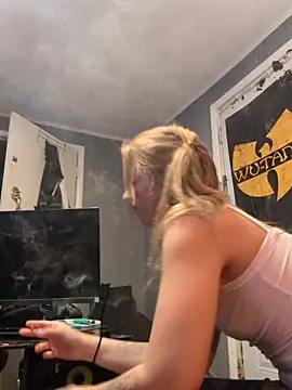 Snapshot of sexxxilexxxi44 chatting on May 16, 2026, 6:12 am sexxxilexxxi44 online show from May 16, 2026, 6:12 am