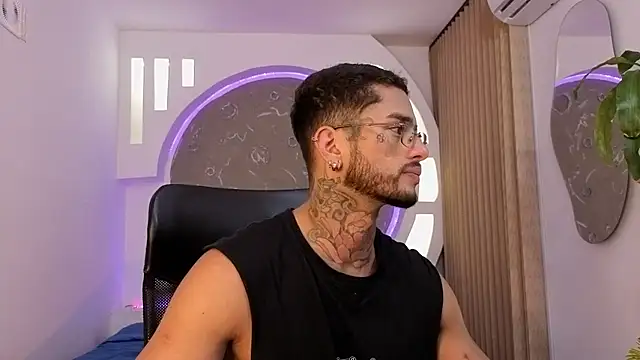 Snapshot of Alanrodgers chatting on May 2, 2026, 11:26 am Alanrodgers online show from May 2, 2026, 11:26 am