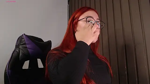 Snapshot of marysofff chatting on March 8, 2026, 1:11 am marysofff online show from March 8, 2026, 1:11 am