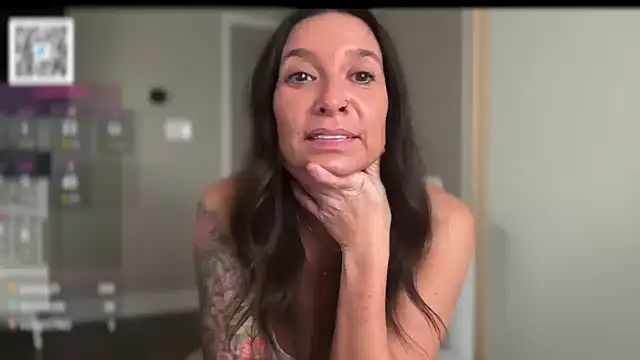 Snapshot of bribin5000 chatting on January 8, 2026, 8:37 pm bribin5000 online show from January 8, 2026, 8:37 pm