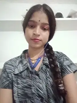 Mohnicute online show from May 28, 2026, 6:47 pm