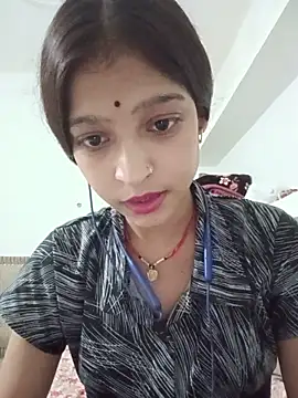 Mohnicute online show from May 12, 2026, 1:17 pm