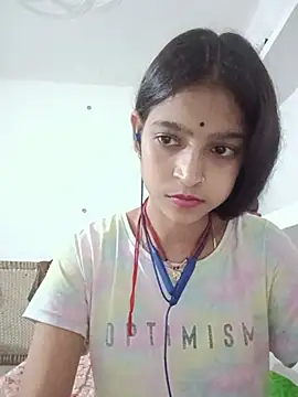 Mohnicute online show from June 3, 2026, 6:01 pm