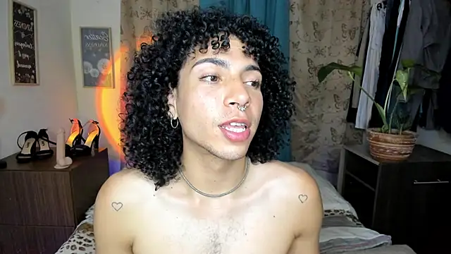 Angel White25 online show from April 6, 2026, 1:45 am