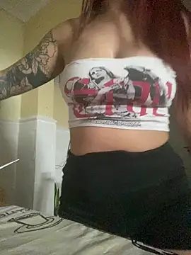 Snapshot of Taurina0105 chatting on March 2, 2026, 7:15 am Taurina0105 online show from March 2, 2026, 7:15 am