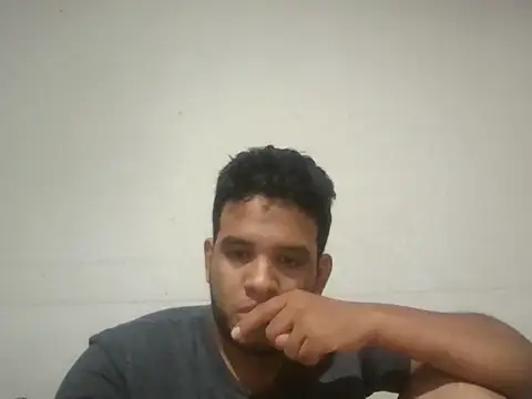 Snapshot of josecamsex27 chatting on December 17, 2025, 3:00 am josecamsex27 online show from December 17, 2025, 3:00 am