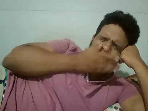 josecamsex27 online show from April 8, 2026, 4:03 am