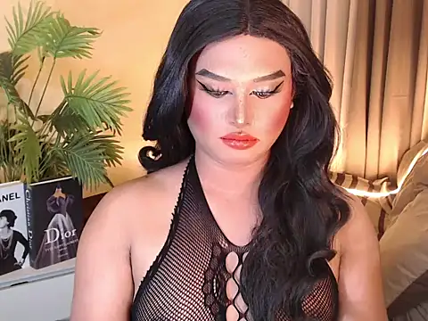 Snapshot of UrGoddess_Sofia chatting on December 3, 2025, 5:01 pm UrGoddess Sofia online show from December 3, 2025, 5:01 pm