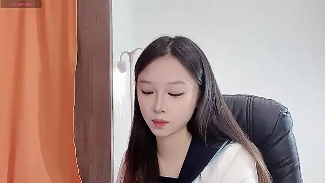 Minnie-baby online show from November 12, 2025, 11:58 am