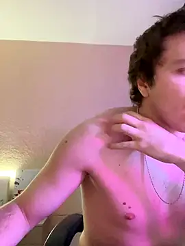 Gusman112 online show from December 1, 2025, 9:59 pm