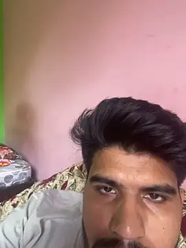 hotyyyyjonny online show from May 29, 2026, 3:01 am