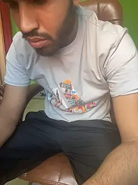hotyyyyjonny online show from May 21, 2026, 3:59 am