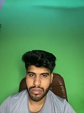 hotyyyyjonny online show from May 24, 2026, 3:17 am