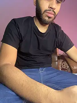 Snapshot of hotyyyyjonny chatting on June 25, 2026, 10:53 am hotyyyyjonny online show from June 25, 2026, 10:53 am