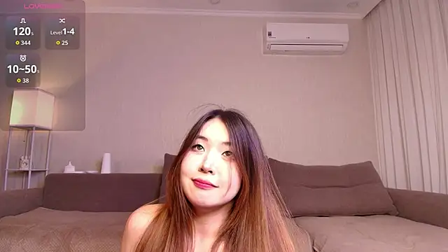 Snapshot of yummy_yuna chatting on June 8, 2026, 8:31 pm yummy yuna online show from June 8, 2026, 8:31 pm