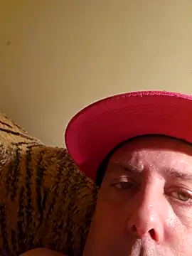 Snapshot of Body1978_M chatting on November 12, 2025, 10:02 pm Body1978 M online show from November 12, 2025, 10:02 pm