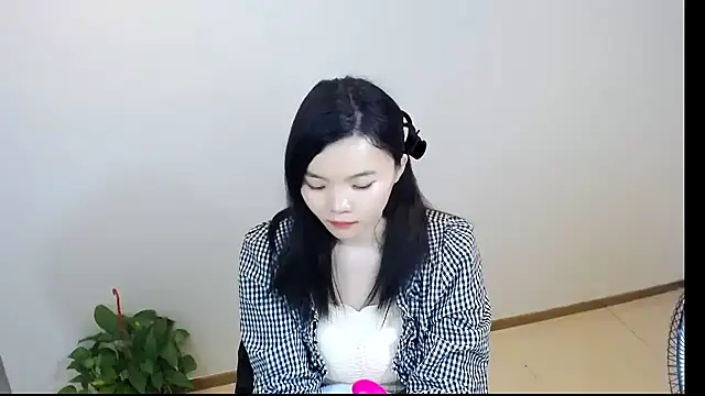 Snapshot of Shaurk chatting on February 10, 2026, 6:01 am Shaurk online show from February 10, 2026, 6:01 am