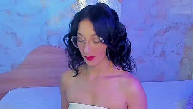 Snapshot of kirakay1 chatting on June 1, 2026, 11:32 am kirakay1 online show from June 1, 2026, 11:32 am