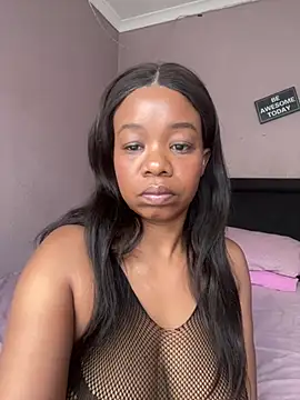 Snapshot of PeachesMichelle chatting on January 13, 2026, 1:15 pm PeachesMichelle online show from January 13, 2026, 1:15 pm