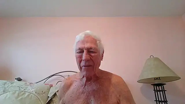 Snapshot of capttp chatting on February 16, 2026, 2:05 pm capttp online show from February 16, 2026, 2:05 pm