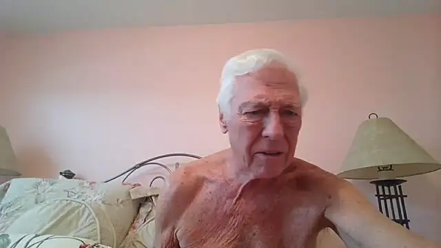 Snapshot of capttp chatting on February 18, 2026, 3:52 pm capttp online show from February 18, 2026, 3:52 pm