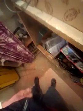 Robesz1982 online show from April 10, 2026, 4:36 pm