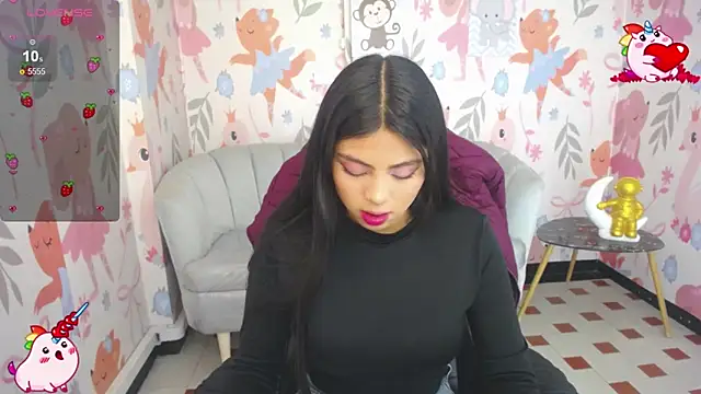 Snapshot of Little_Angelina_v chatting on December 17, 2025, 8:14 pm Little Angelina v online show from December 17, 2025, 8:14 pm