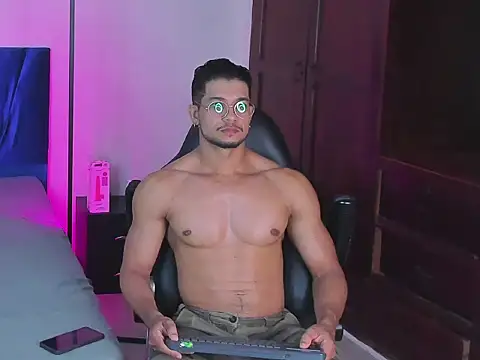 Snapshot of Nolan_joness chatting on March 30, 2026, 9:05 pm Nolan joness online show from March 30, 2026, 9:05 pm