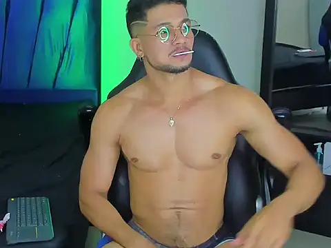 Snapshot of Nolan_joness chatting on March 20, 2026, 9:16 pm Nolan joness online show from March 20, 2026, 9:16 pm