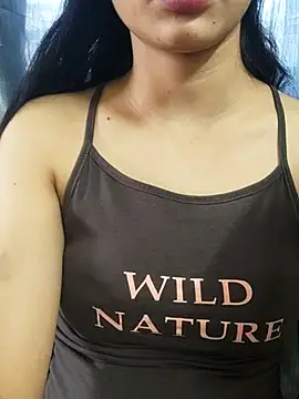 Snapshot of Desire_Lu chatting on November 13, 2025, 10:41 am Desire Lu online show from November 13, 2025, 10:41 am