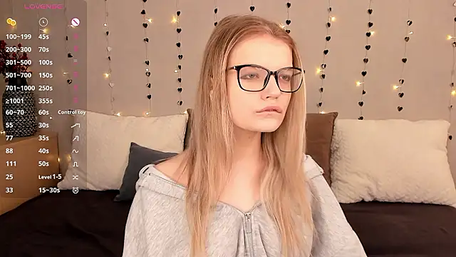 MicheleHonas online show from February 12, 2026, 7:02 pm