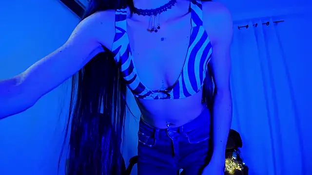 Snapshot of ana_maria___ chatting on May 4, 2026, 12:58 am ana maria online show from May 4, 2026, 12:58 am