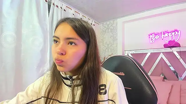 ISABELA TAY online show from December 15, 2025, 11:27 am