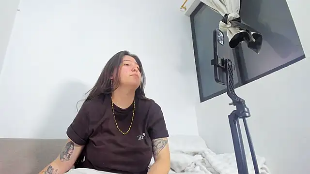 Ana Torres  online show from January 17, 2026, 11:19 pm