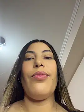 Snapshot of Anna_Bitch_Disgusting chatting on June 2, 2026, 11:38 pm Anna Bitch Disgusting online show from June 2, 2026, 11:38 pm