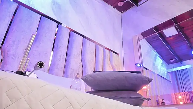 Caroline palmerr online show from January 10, 2026, 3:35 am