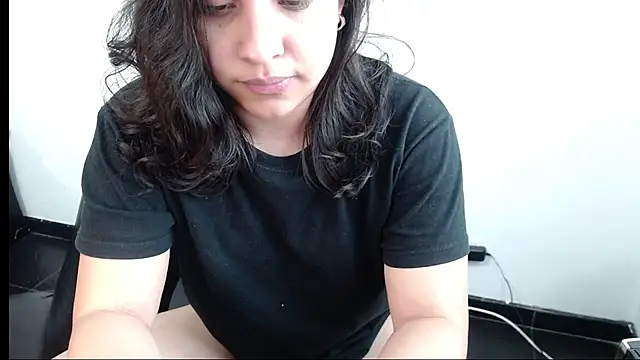 Snapshot of Little-rouse chatting on February 13, 2026, 4:29 pm Little-rouse online show from February 13, 2026, 4:29 pm