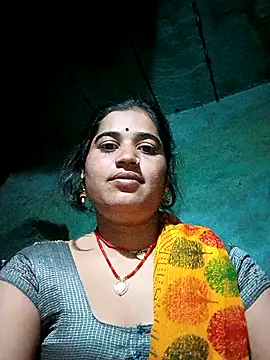 Hot kamla online show from March 18, 2026, 11:27 pm