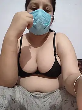 Snapshot of Cute_hotzara chatting on May 31, 2026, 7:14 pm Cute hotzara online show from May 31, 2026, 7:14 pm