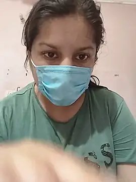 Snapshot of Cute_hotzara chatting on May 14, 2026, 5:37 am Cute hotzara online show from May 14, 2026, 5:37 am