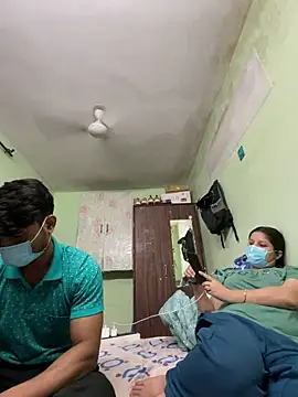 Cute hotzara online show from March 13, 2026, 7:02 am