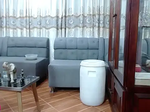 Snapshot of Rabbitum chatting on November 25, 2025, 12:11 am Rabbitum online show from November 25, 2025, 12:11 am