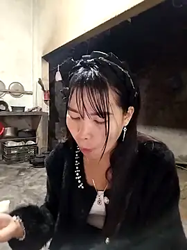 gugu0022 online show from March 6, 2026, 2:28 am