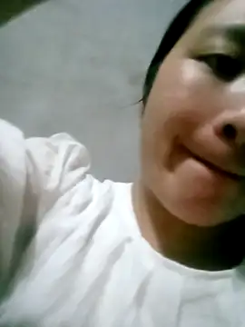 Snapshot of Micky_baby chatting on April 17, 2026, 1:14 pm Micky baby online show from April 17, 2026, 1:14 pm
