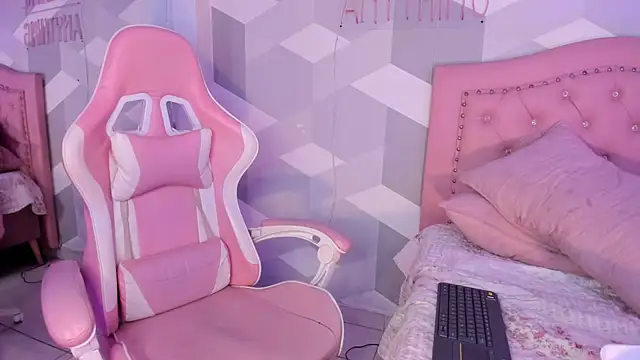 Snapshot of JacobRusso chatting on December 1, 2025, 4:46 am JacobRusso online show from December 1, 2025, 4:46 am