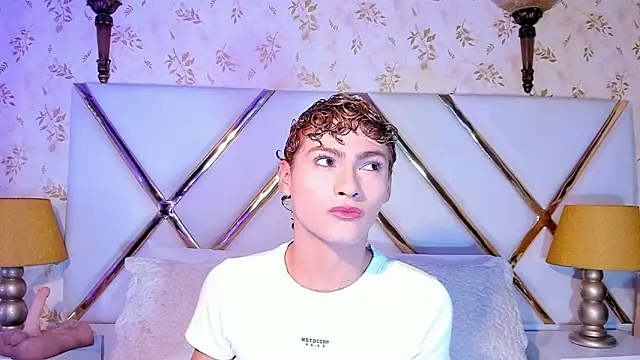 Snapshot of JacobRusso chatting on March 17, 2026, 4:15 am JacobRusso online show from March 17, 2026, 4:15 am