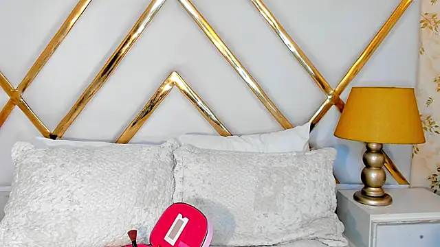 Snapshot of JacobRusso chatting on January 6, 2026, 3:43 am JacobRusso online show from January 6, 2026, 3:43 am